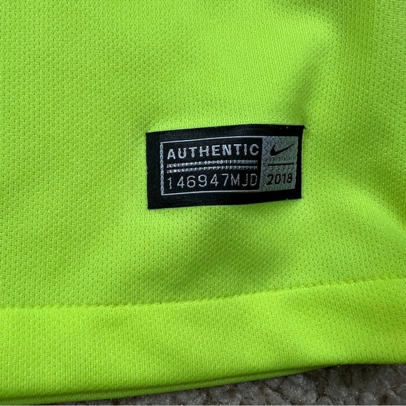 Nike FC Barcelona Soccer Football Jersey Men’s sz XL Authentic 2018/19 - Picture 4 of 9